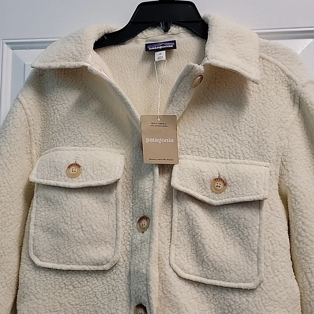 NWT Women's Patagonia Fleece Shacket - Picture 7 of 9